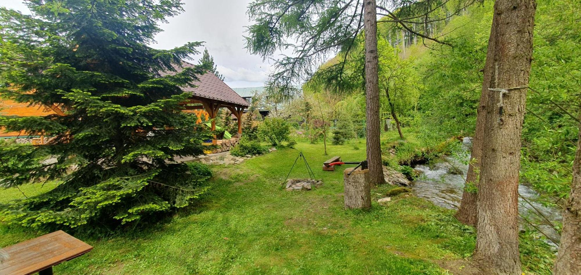 Stiavnicka Villa มีโต ป็อด จุมเบียรอม ภายนอก รูปภาพ
