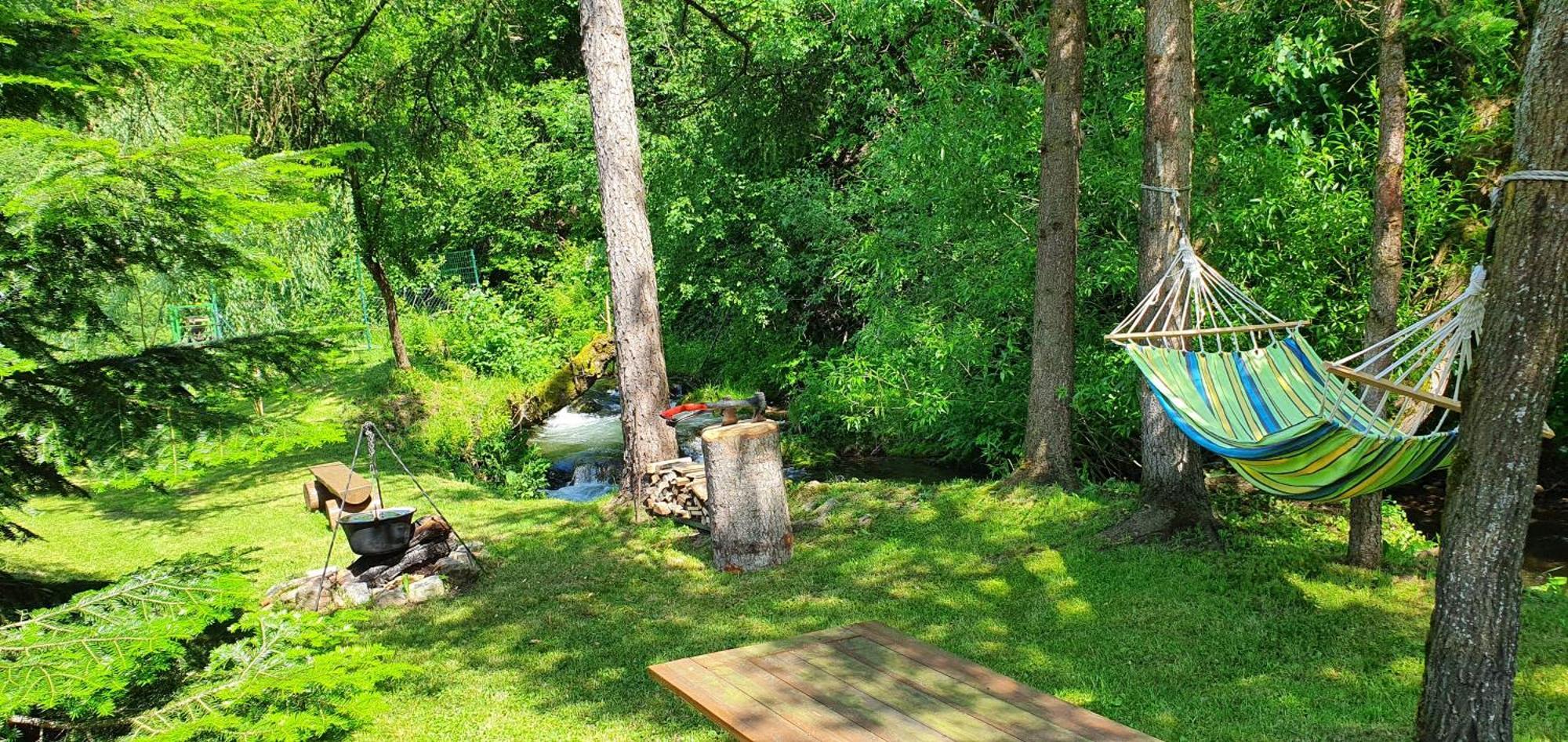 Stiavnicka Villa มีโต ป็อด จุมเบียรอม ภายนอก รูปภาพ